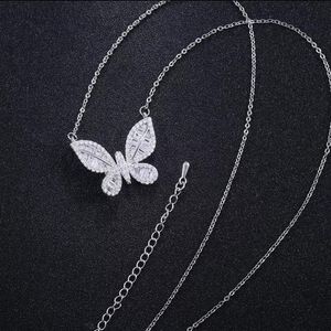 NEW 925 STERLING SILVER 🦋 NECKLACE